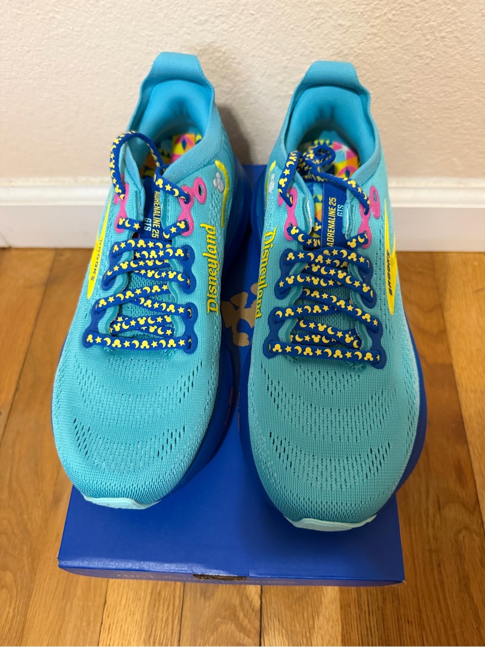 Brooks Adrenaline GTS 25 Disney Blue Running Shoes - Picture 4 of 8